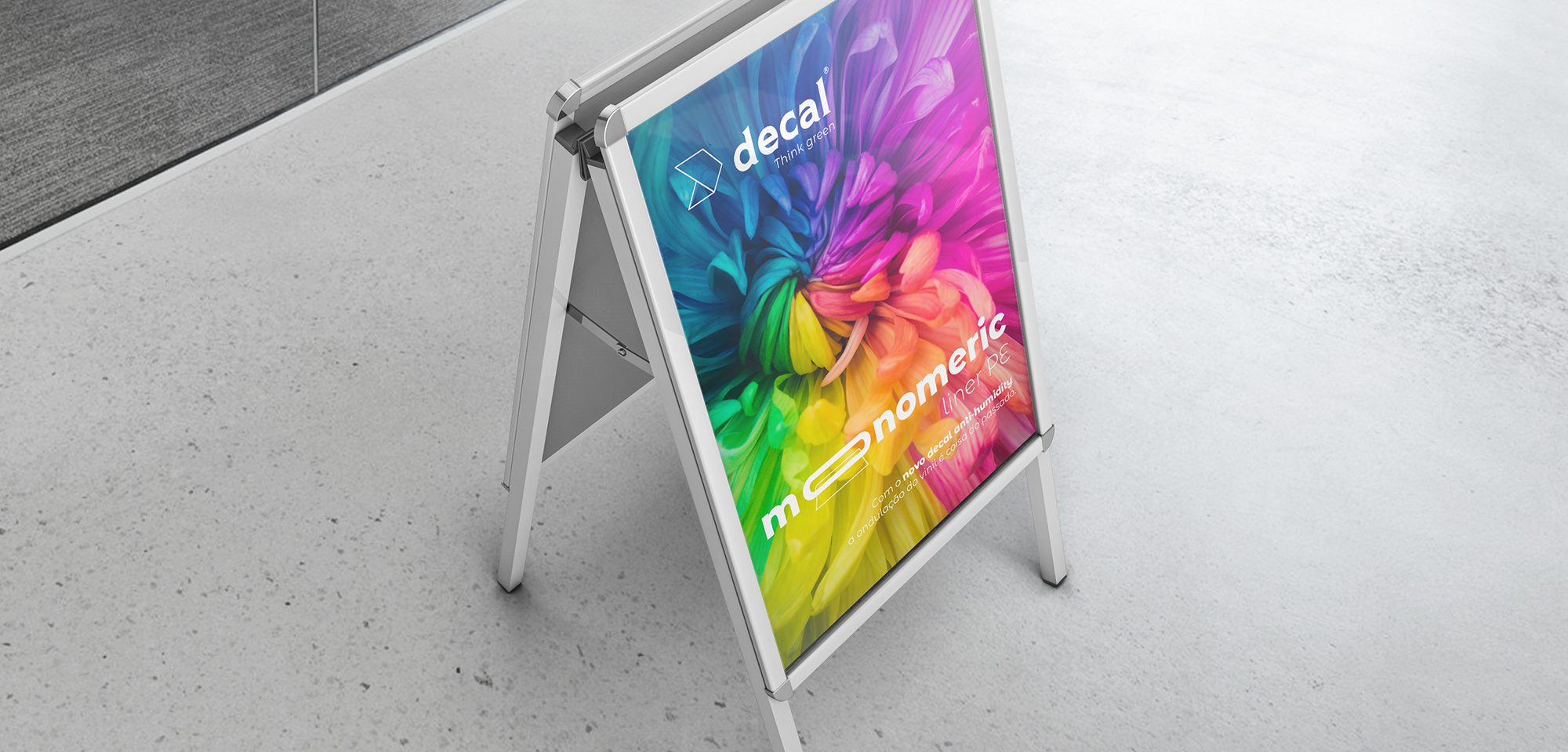 monomeric-pe-decal-advertising-stand-mockup